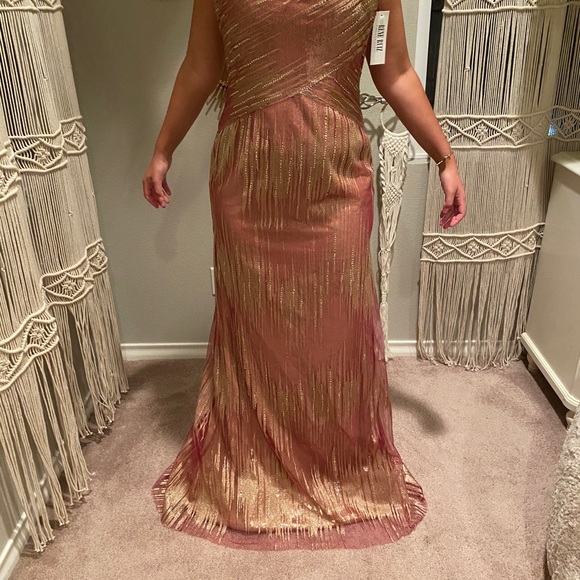 RENE RUIZ STRAPLESS GOWN - Picture 4 of 16